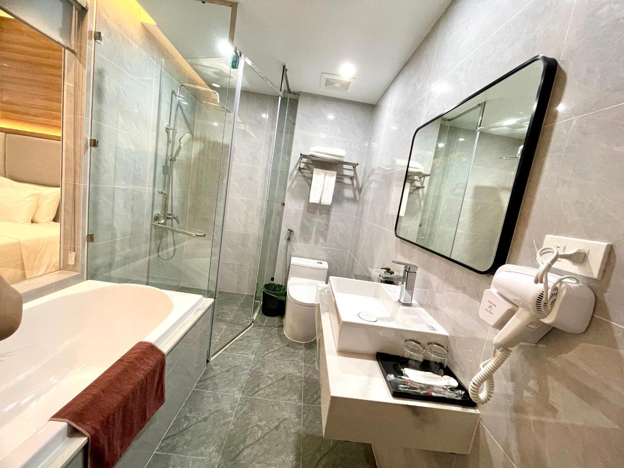 Central Halong Hotel Hạ Long Exterior foto