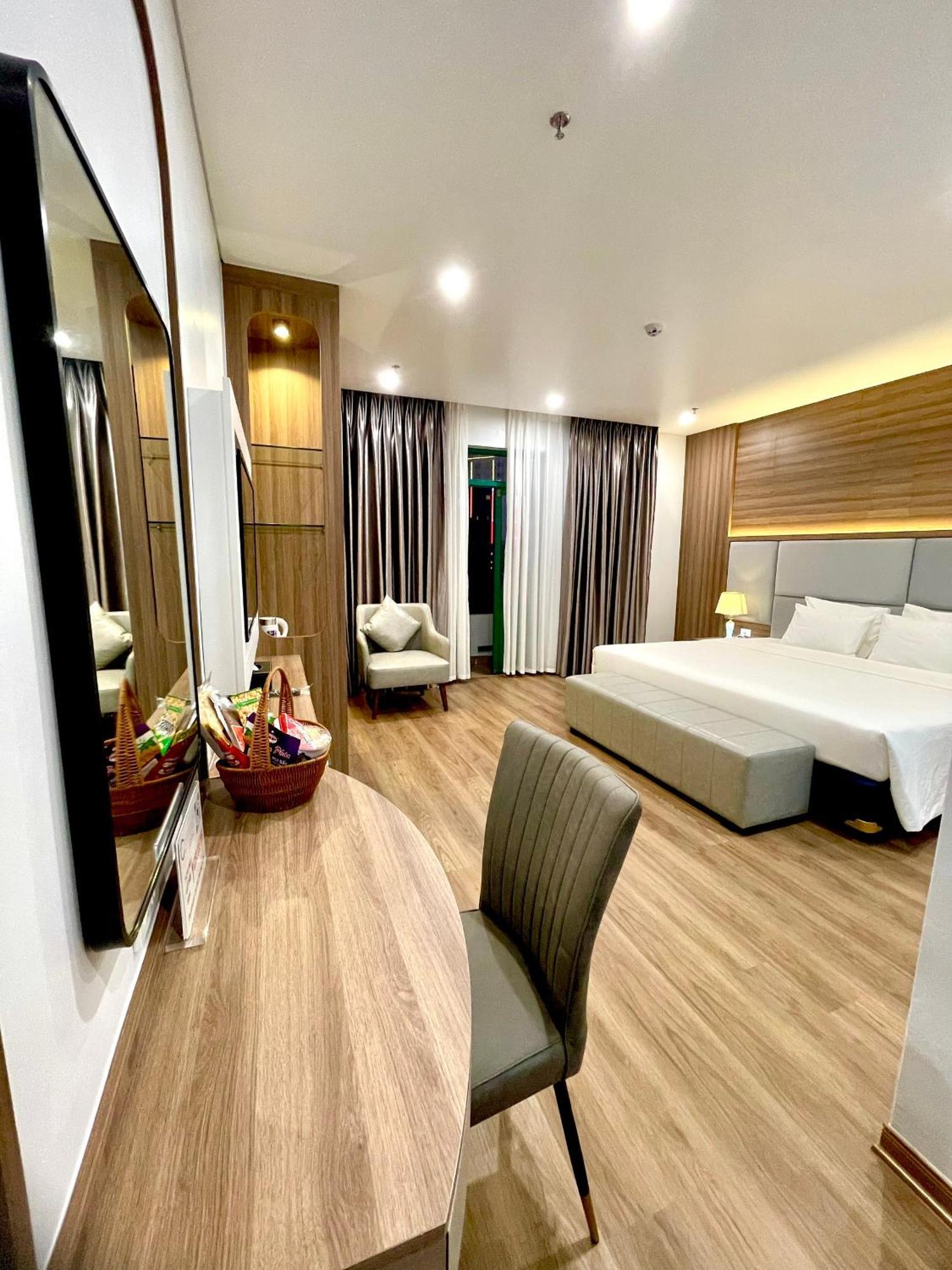 Central Halong Hotel Hạ Long Exterior foto